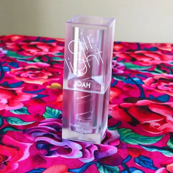 JOAH Air Light Lipstick - Cloude 9 Shade - Picture 2 of 7